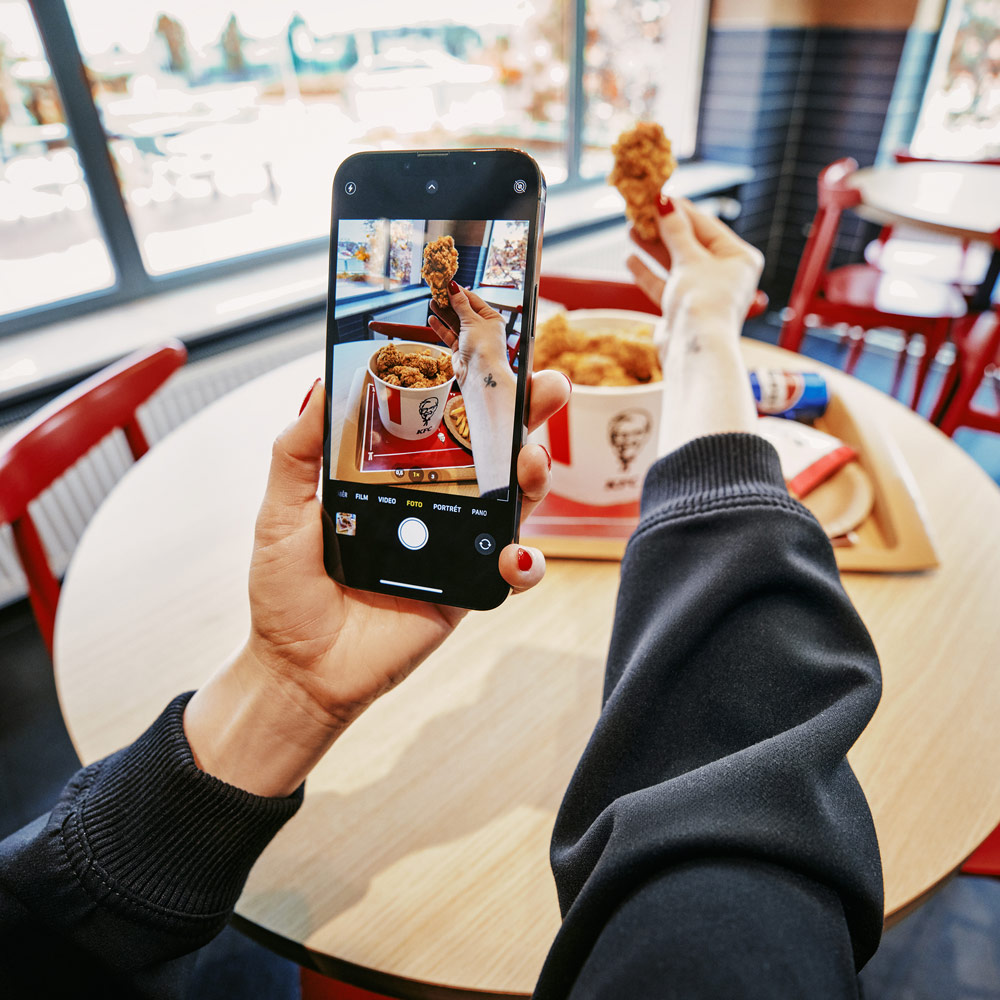Byli jsme u toho, když všichni viděli, co máš na talíři, KFC